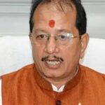 बिहार चुनाव में बवाल: उपमुख्यमंत्री विजय कुमार सिन्हा के काफिले पर पथराव, राजद पर लगाया आरोप — बोले, “छाती पर चलेगा बुलडोजर एक्शन”