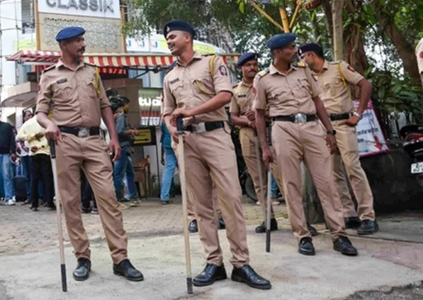 ईरान-इजरायल तनाव की आंच मुंबई तक, पुलिस हाई अलर्ट